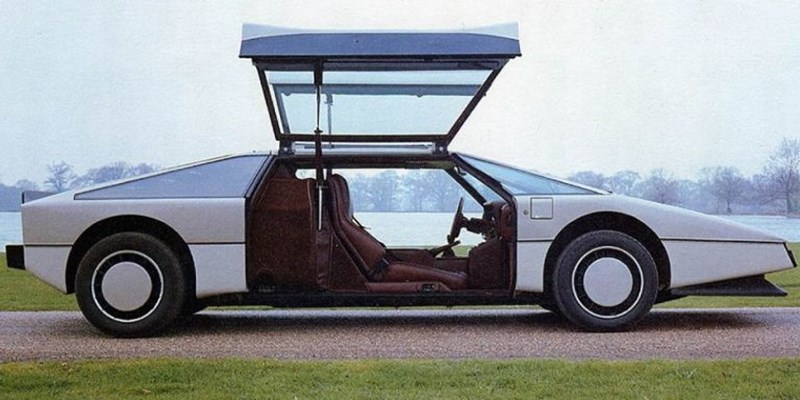 Aston Martin Bulldog