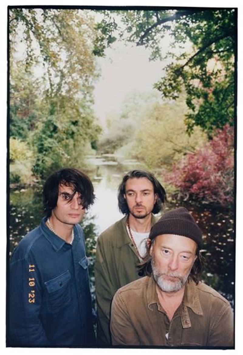 THE SMILE - WALL OF EYES