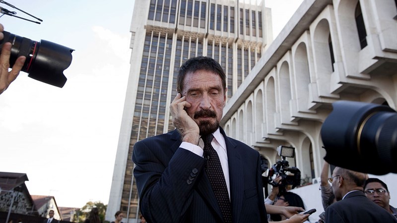 John McAfee η πτώση
