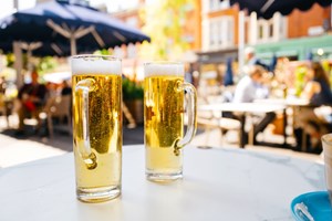 Σε αυτό το spa βουλιάζεις μέσα στη μπύρα - εικόνα 1