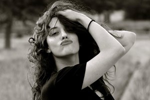 Υπάρχει λόγος που όλοι μιλούν για τη 15χρονη Emma Kok - εικόνα 1