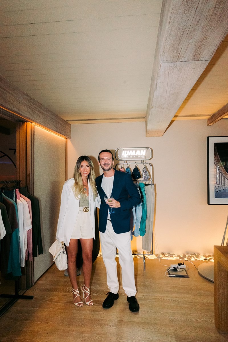 Δημήτρης Τσακούμης Αθηνά Οικονομάκου