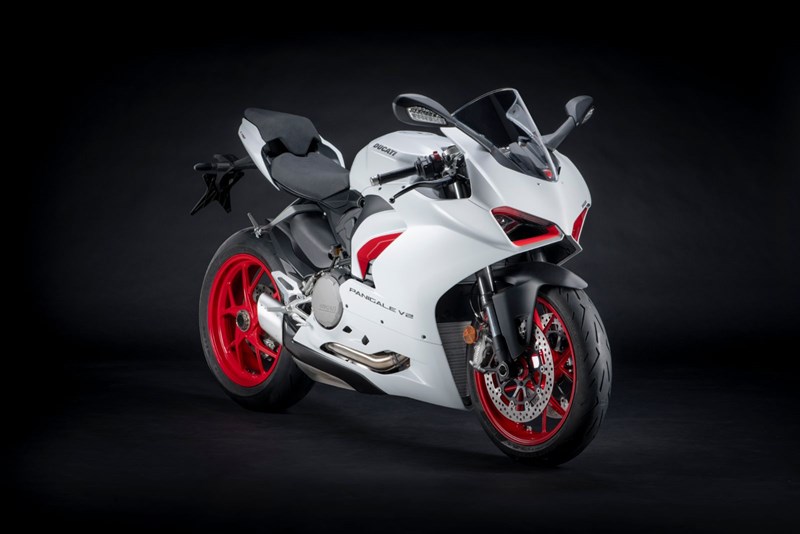 Ducati Panigale V2 Star White Silk 2