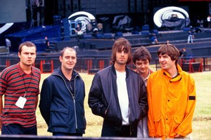 Ένας Έλληνας είδε τους Oasis στο Wembley και μας περιγράφει την εμπειρία του - Άξιζε τελικά η αναμονή 16 χρόνων; - εικόνα 1