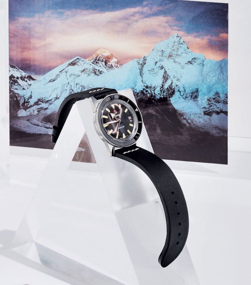 Hyperchrome Captain Cook, Rado