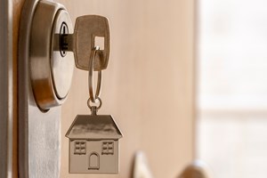 Υπάρχει τρόπος για να κοιμηθείς στο σπίτι του Shrek - εικόνα 2