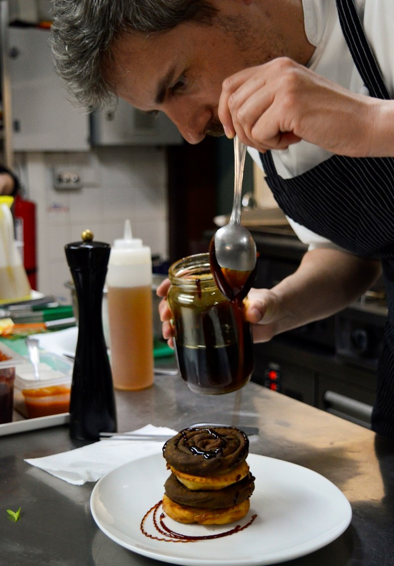 ΜΑΝΩΛΗΣ ΠΑΠΟΥΤΣΑΚΗΣ ΧΑΡΟΥΠΙ
