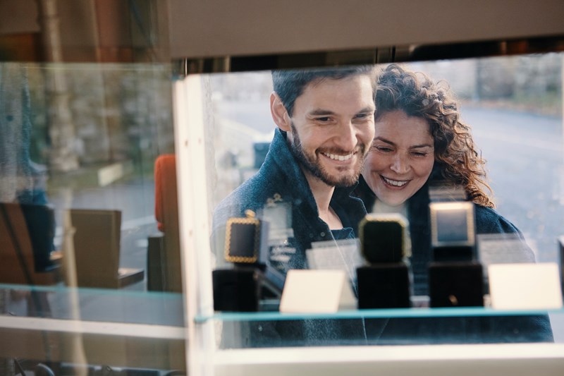 ΣΕΙΡΕΣ ΣΕΠΤΕΜΒΡΙΟΥ ΚΟΣΜΟΤΕ ΤΙΒΙ