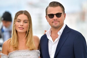 Leonardo DiCaprio: έγινε 50 και το γιόρτασε με το μισό Χόλιγουντ - εικόνα 1