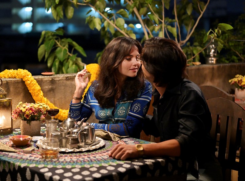 η jenna coleman στη σειρά του Netflix, The serpent