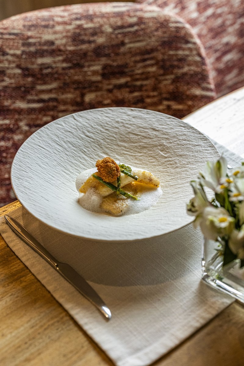 Symposio at Ark 2025_Το χριστόψαρο βουτύρου με τοπιναμπούρ και σάλτσα μυδιού