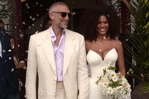 Tina Kunakey, ελεύθερη (;) και ωραία - εικόνα 1