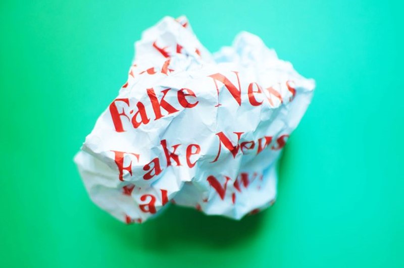 FAKE NEWS ILLUSTRATION