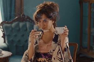 Η Δήμητρα Ματσούκα τα έβαλε με τη Barbie της Margot Robbie - εικόνα 1