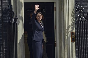 Έγραψε ιστορία στα Emmy: Αυτός είναι ο νεότερος ηθοποιός που κερδίζει βραβείο - εικόνα 2