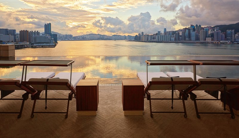 Το ντεκ του Rosewood Hong Kong