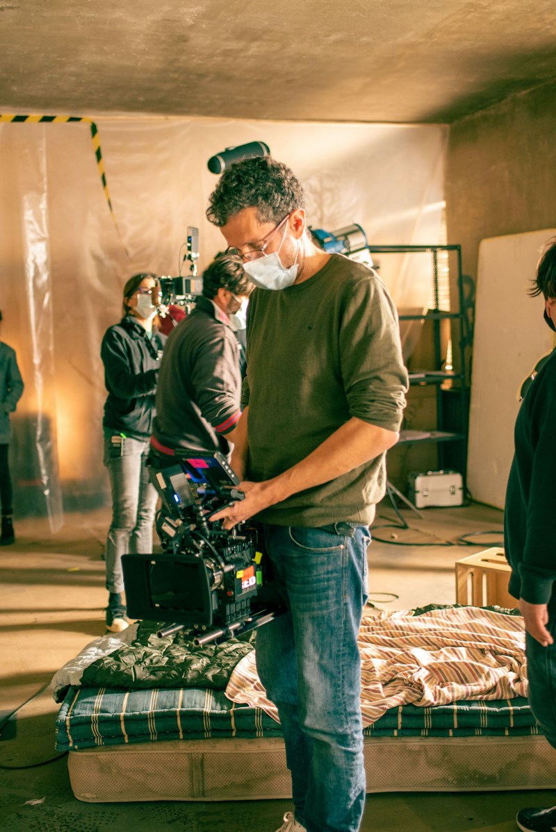 Ο Βαρδής Μαρινάκης βαδίζει στο δικό του Σιωπηλό Δρόμο