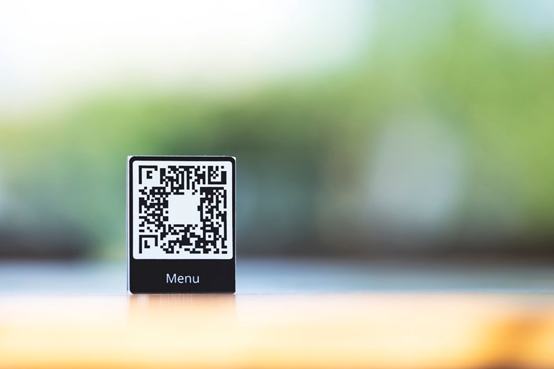 ΕΣΤΙΑΤΟΡΙΑ ΜΕ ΧΑΡΤΙΝΟ ΜΕΝΟΥ ΚΑΙ QR CODE MENU 1