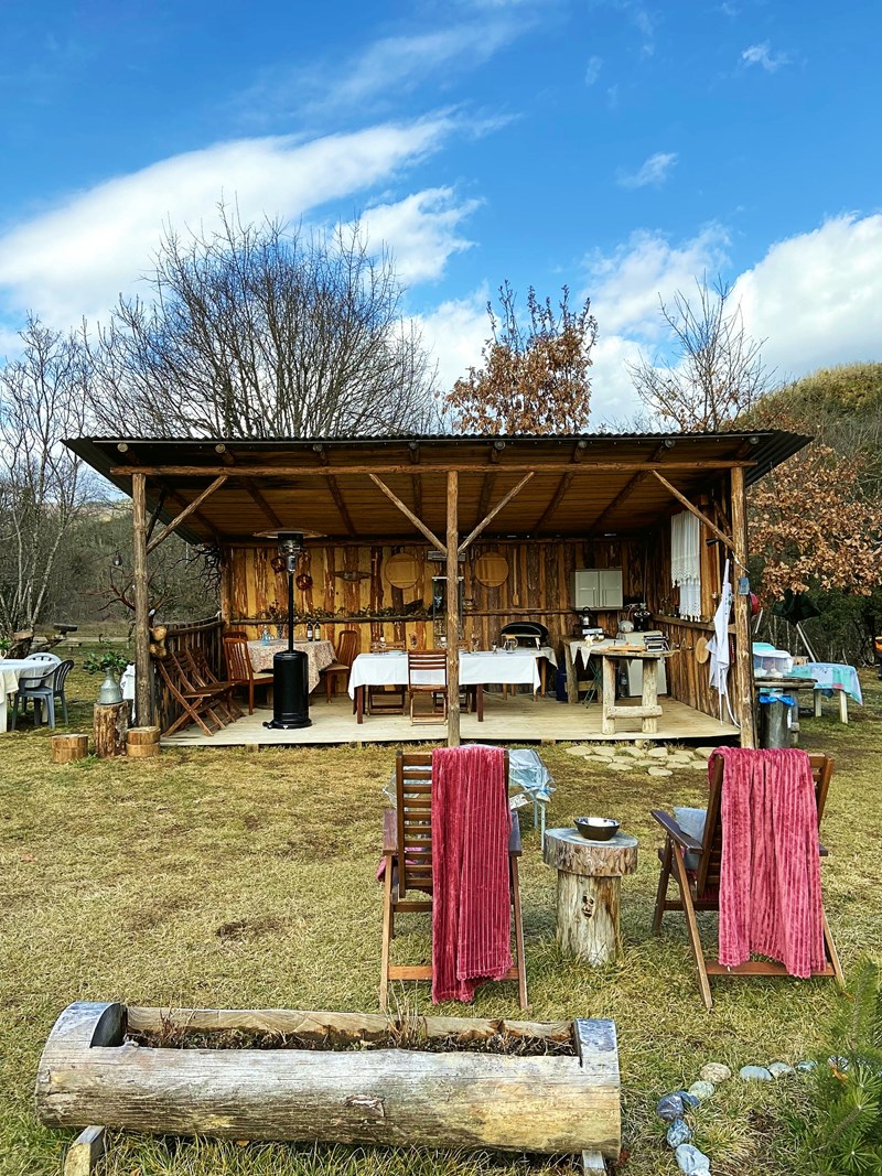 ΚΥΝΗΓΙ ΤΡΟΥΦΑΣ ΣΤΟ ΜΕΤΣΟΒΟ 1