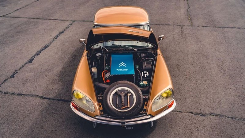ΗΛΕΚΤΡΙΚΗ CITROEN DS 1