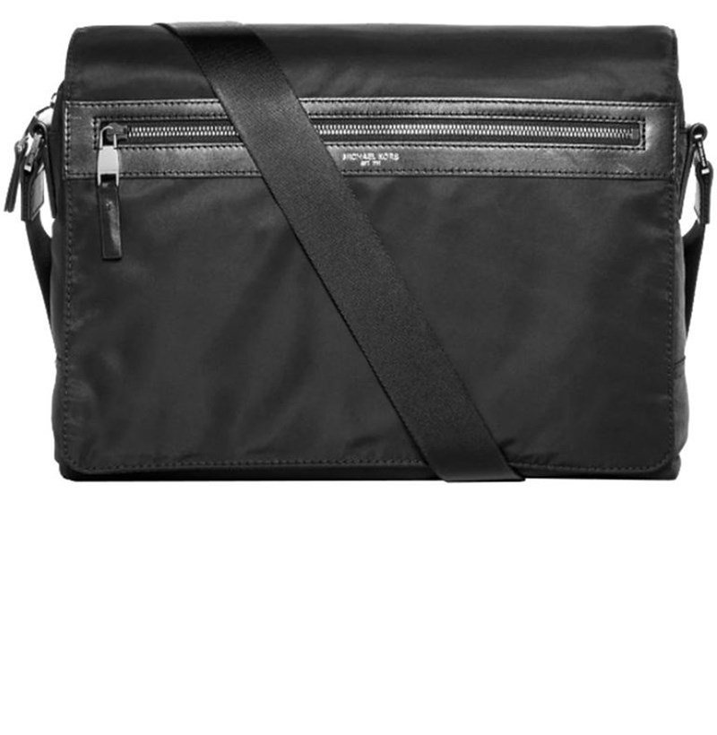 ΤΣΑΝΤΑ ΤΑΧΥΔΡΟΜΟΥ