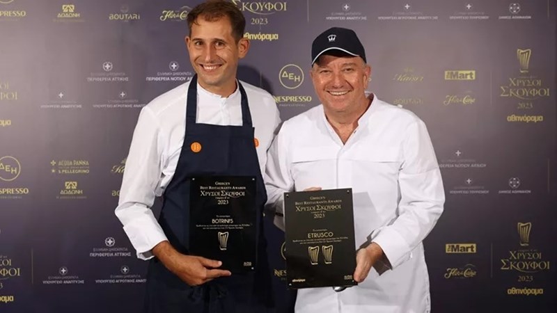 Χρυσοί Σκούφοι 2023 από το Αθηνόραμα: Τα καλύτερα εστιατόρια της Ελλάδας και τα 30 χρόνια του θεσμού