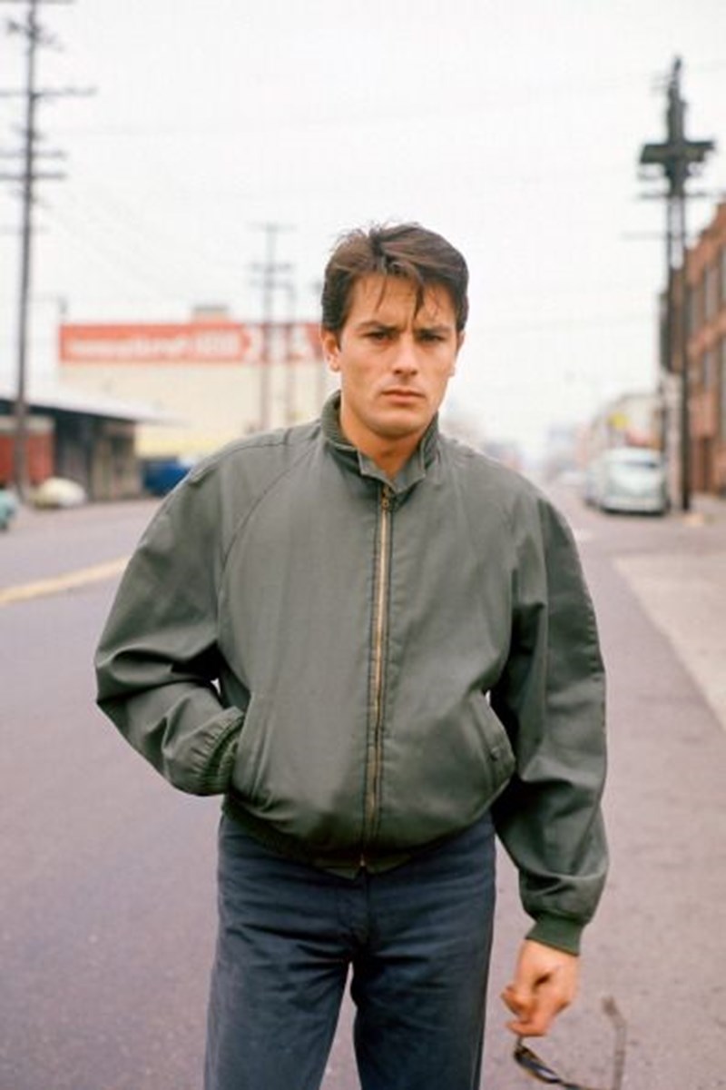 ΑΛΕΝ ΝΤΕΛΟΝ ΣΤΥΛ