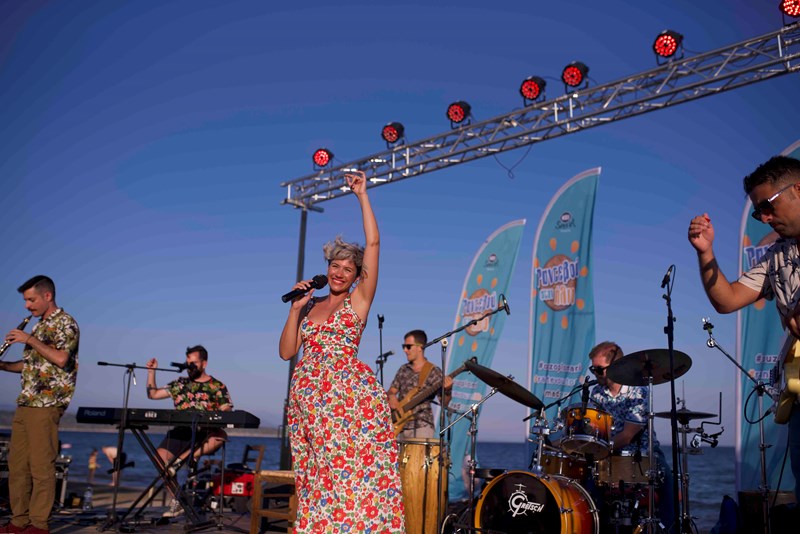 ΡΑΝΤΕΒΟΥ ΣΤΟΝ ΗΛΙΟ 3