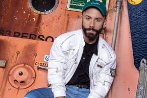 Η επιστροφή του Christine and the Queens είναι γένους αρσενικού - εικόνα 1