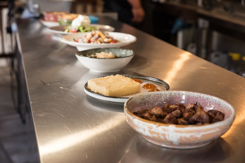 Η ταβέρνα Πλάτανος στην Απείρανθο της Νάξου 1