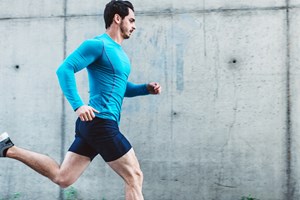 Τα λάθη που κάνουμε στη γυμναστική μετά τα 40 - εικόνα 1