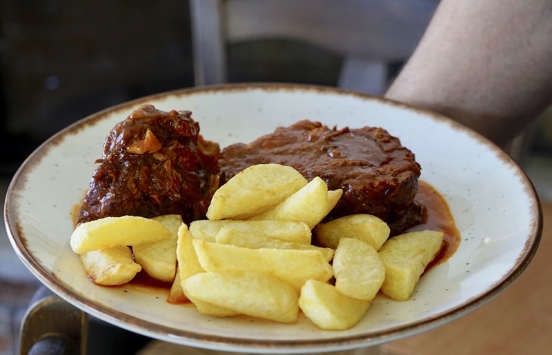 Στην Απείρανθο για την ταβέρνα του Αμοργινού