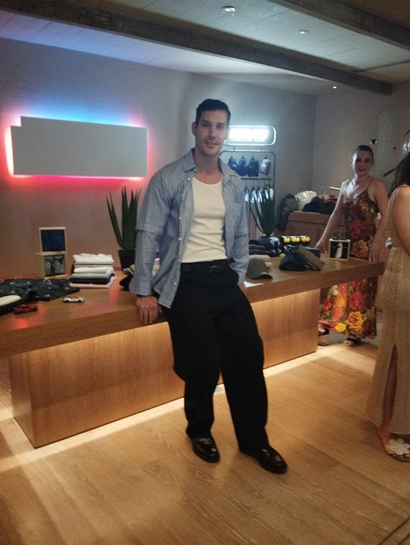 Μάνος Βροντζάκη