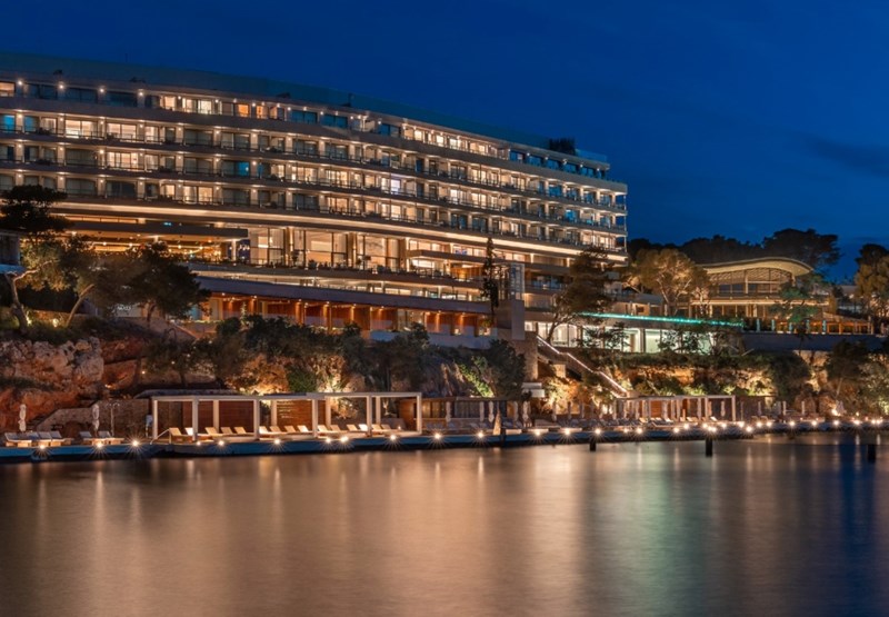 The World's 50 Best Hotels. το αθηναϊκό © Four Seasons Astir Palace Hotel Athens στα καλύτερα ξενοδοχεία του κόσμου για το 2023