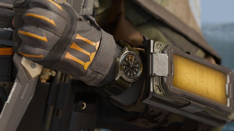 Hamilton Khaki Field Automatic - Call of Duty