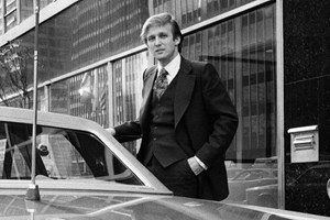 O Elon Musk 'τα βάζει' με την Jennifer Lopez για να υπερασπιστεί τον Trump - εικόνα 1