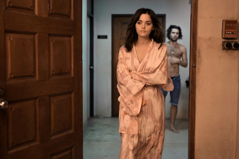η jenna coleman στη σειρά του Netflix, The serpent