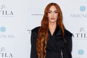 H άβαφη Megan Fox προκαλεί αντιδράσεις. Αλλά γιατί; - εικόνα 1