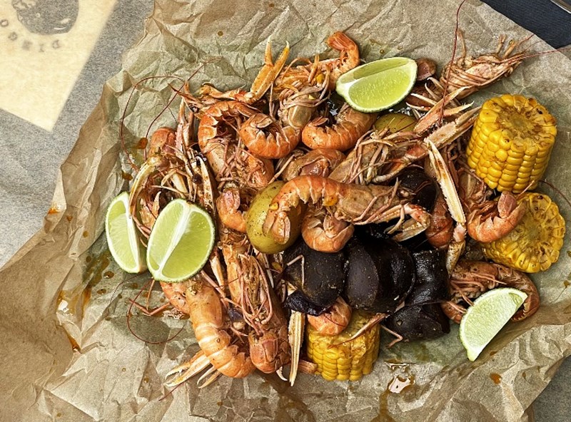 DIEGO ATHENS ΚΑΡΑΒΙΔΕΣ