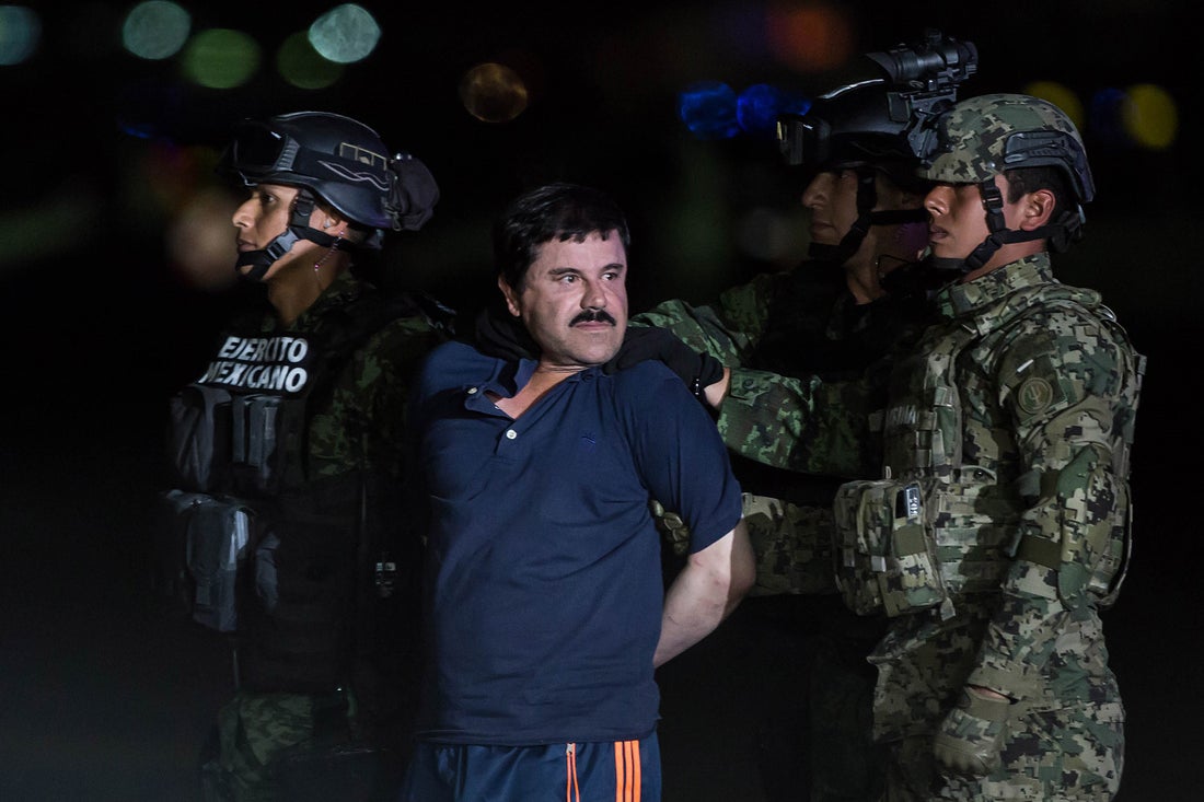 Όταν ο διαβόητος El Chapo είδε της φυλακής τα σίδερα - εικόνα 2
