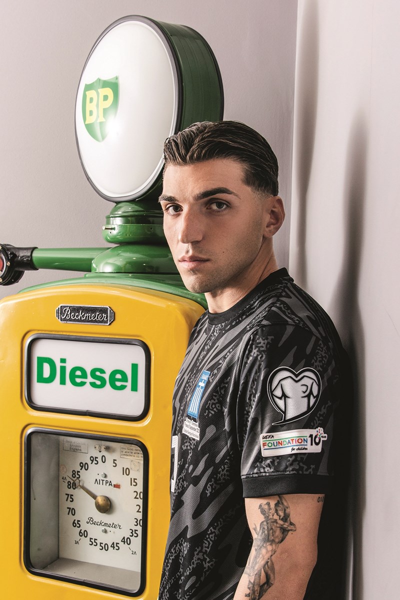 Χρήστος Μανδάς