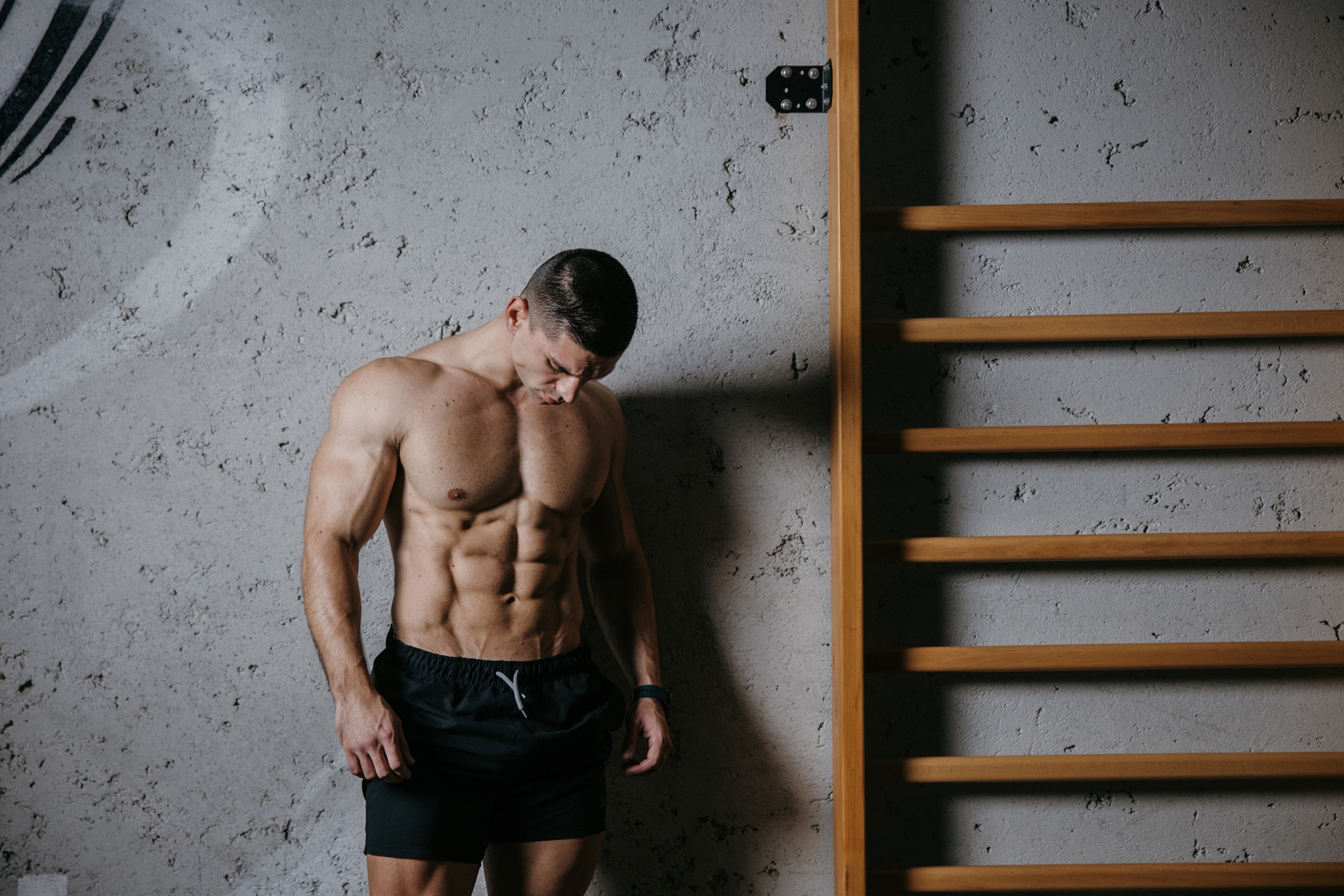 Δε χρειάζεται να 'καίγεσαι' στα βάρη για να χτίσεις κορμί, σύμφωνα με την επιστήμη - εικόνα 1