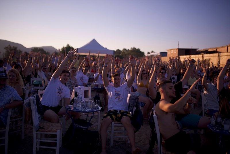 ΡΑΝΤΕΒΟΥ ΣΤΟΝ ΗΛΙΟ 2