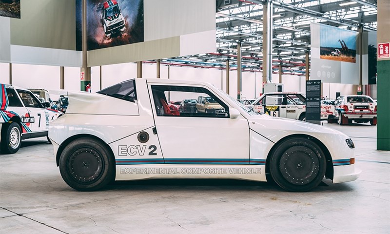 ΑΥΤΟΚΙΝΗΤΟ LANCIA ECV2 1