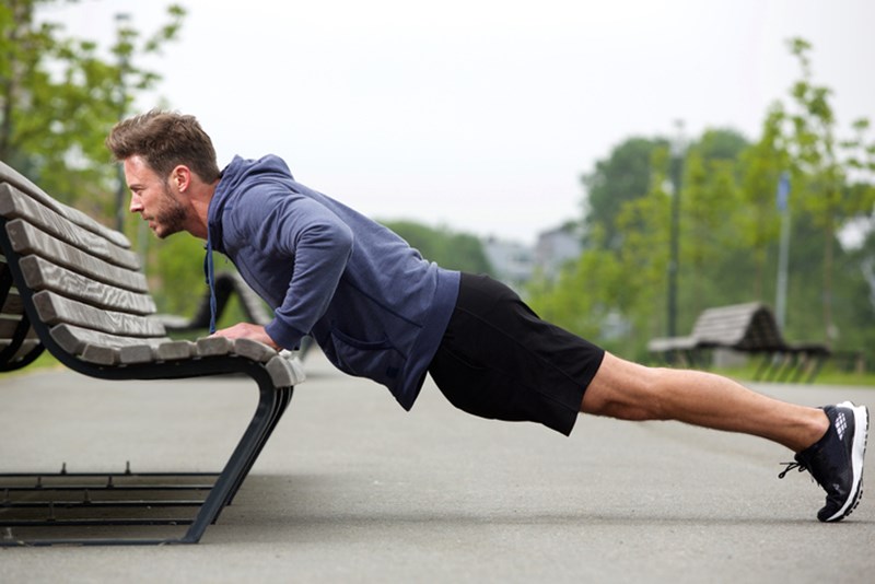 MAN DOING PUSH-UPS
