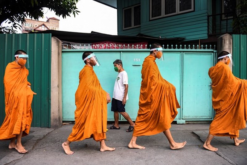 ΜΑΣΚΑ ΚΟΡΟΝΟΪΟΣ ΠΑΝΔΗΜΙΑ