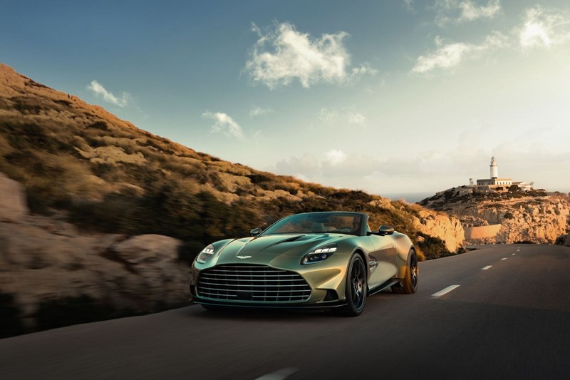 Aston Martin Vanquish Volante