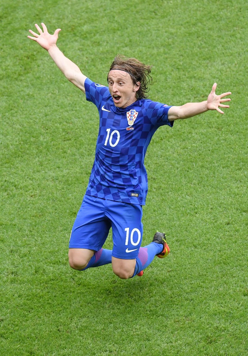 ΛΟΥΚΑ ΜΟΝΤΡΙΤΣ 1