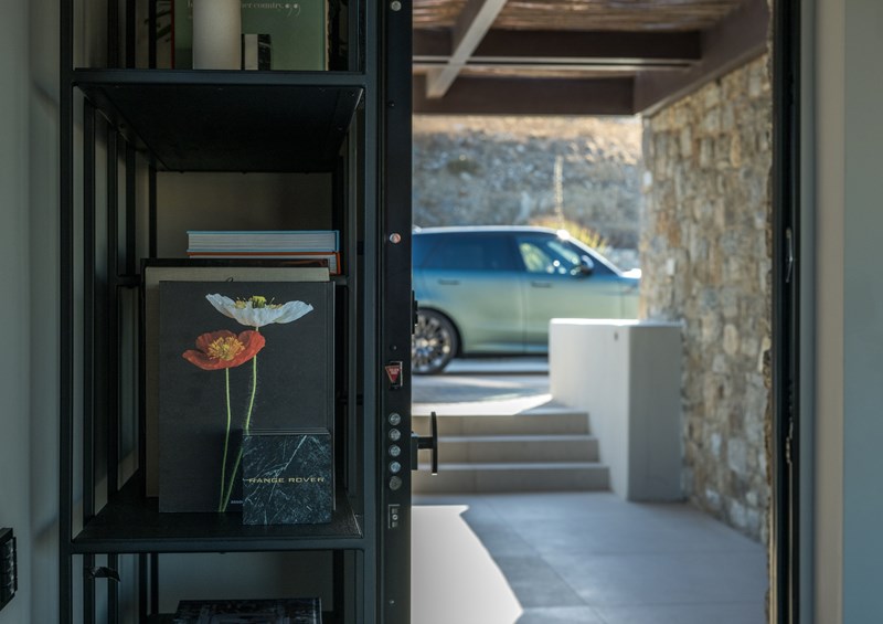 Range Rover House Mykonos 4