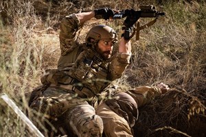 Πρώτη ματιά στο The Gentlemen του Guy Ritchie στο Netflix - εικόνα 1